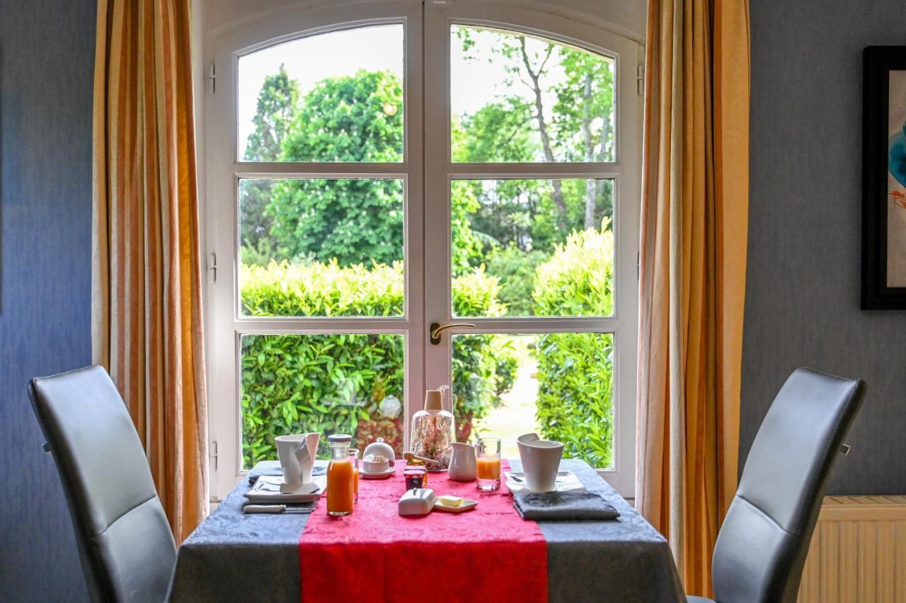 Bed and Breakfast La Fontaine Dort Tessy-sur-Vire Экстерьер фото