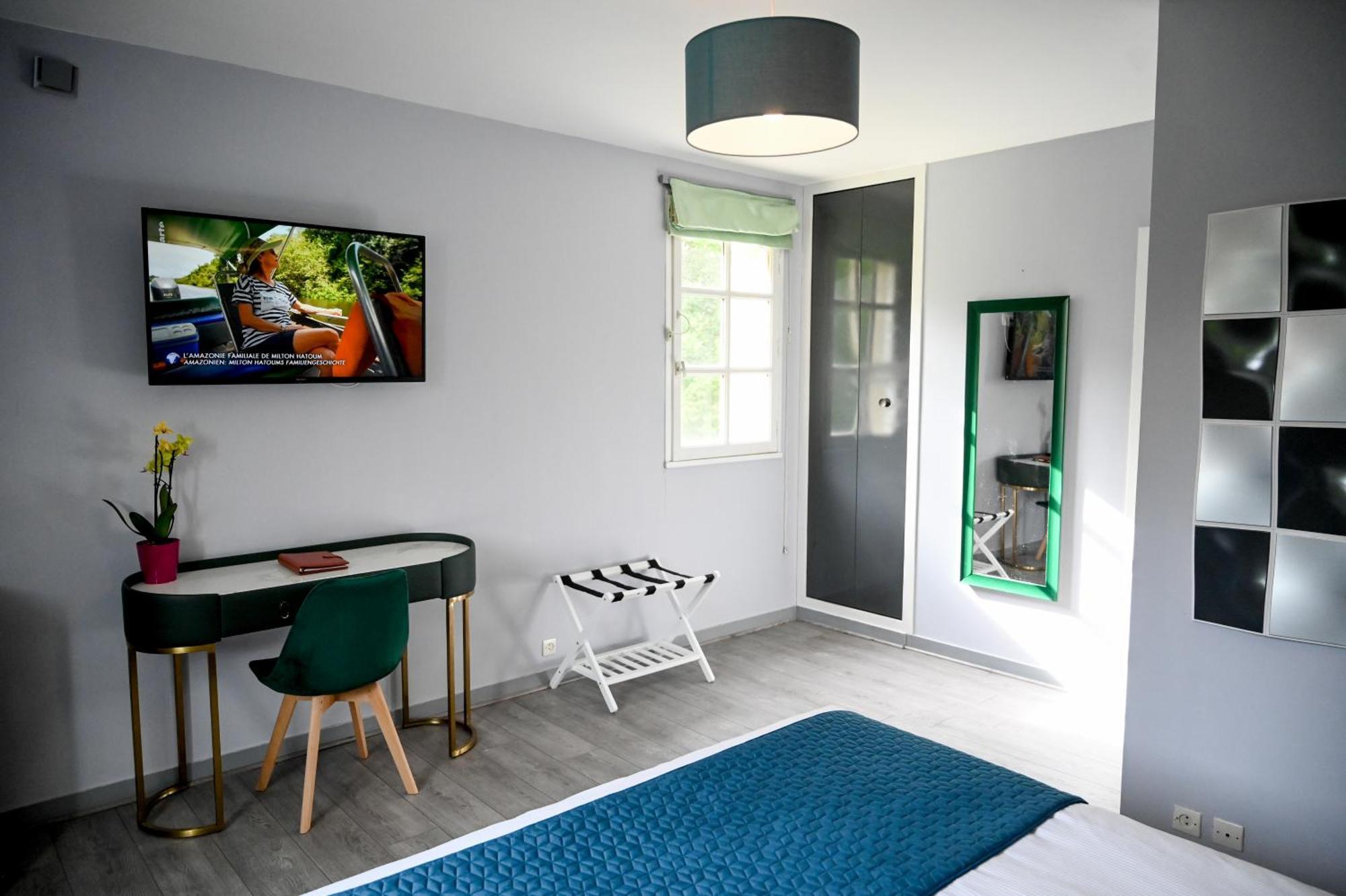 Bed and Breakfast La Fontaine Dort Tessy-sur-Vire Экстерьер фото