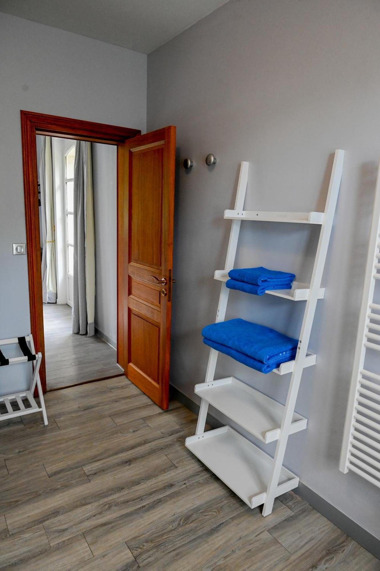 Bed and Breakfast La Fontaine Dort Tessy-sur-Vire Экстерьер фото